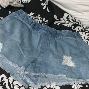 women’s stretch jean shorts